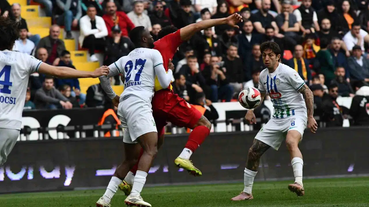 Kayseri'de zafer ev sahibinin: Sarı-kırmızılılar son bölümde açıldı