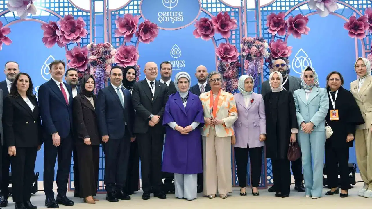 Ankara’nın bereketli toprakları Cemre Çarşısı’nda hayat buldu: Yerel üreticinin emeği vitrine çıktı
