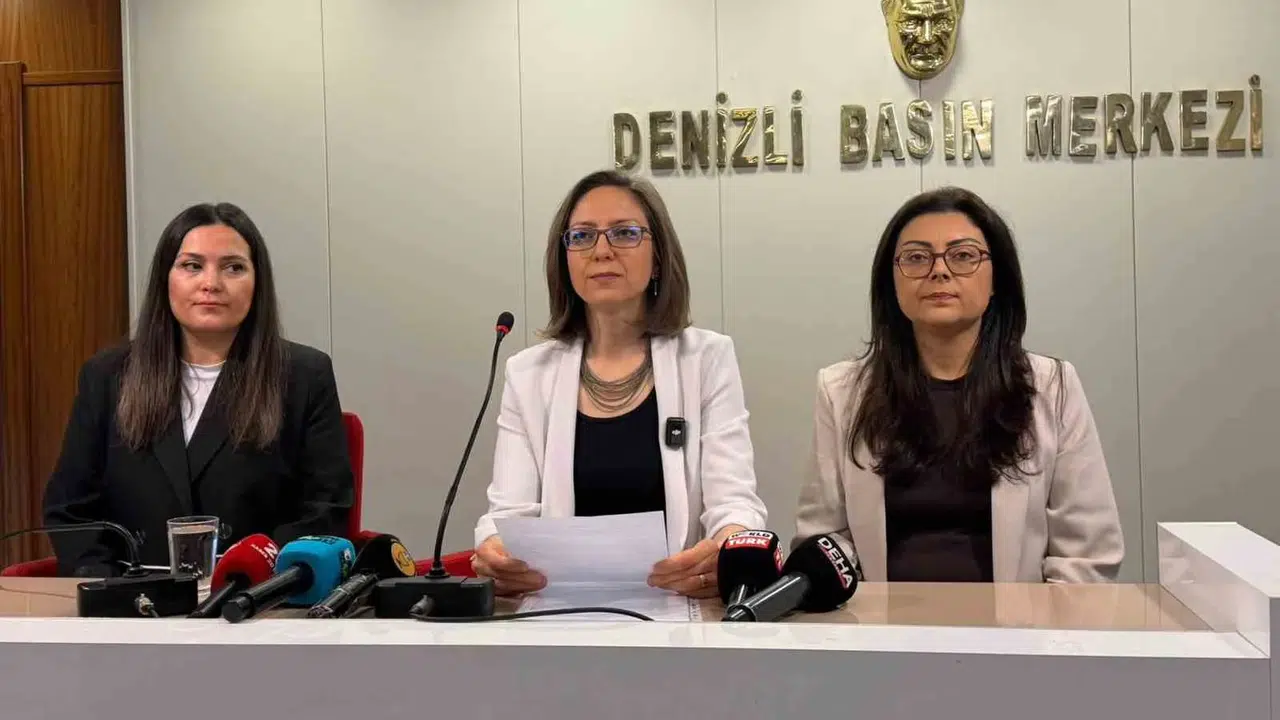 Mehter marşı krizi büyüyor: Okul yönetiminden  kurgu  çıkışı ve suç duyurusu kararı