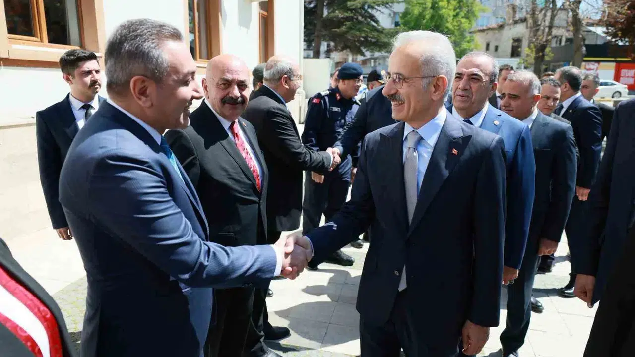 Sungurlu’nun yol haritası Bakan Uraloğlu’nun masasında: Başkan Dere’den kritik ulaşım hamlesi