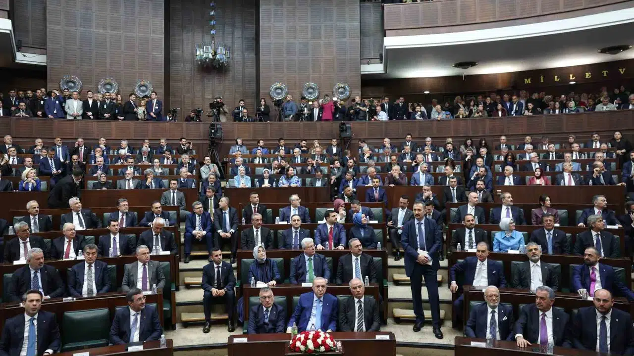 Erdoğan’dan tarihi uyarı: Bölgemizdeki yeni ameliyatlara izin vermek istikbalimize ihanettir