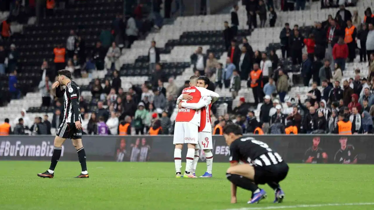 Dolmabahçe’de puan kaybı: Beşiktaş galibiyeti unuttu