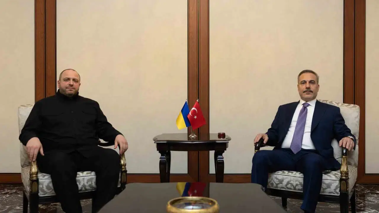 Diplomasi trafiğinde kritik temas: Hakan Fidan, Ukraynalı mevkidaşı Umerov'u Ankara'da ağırladı