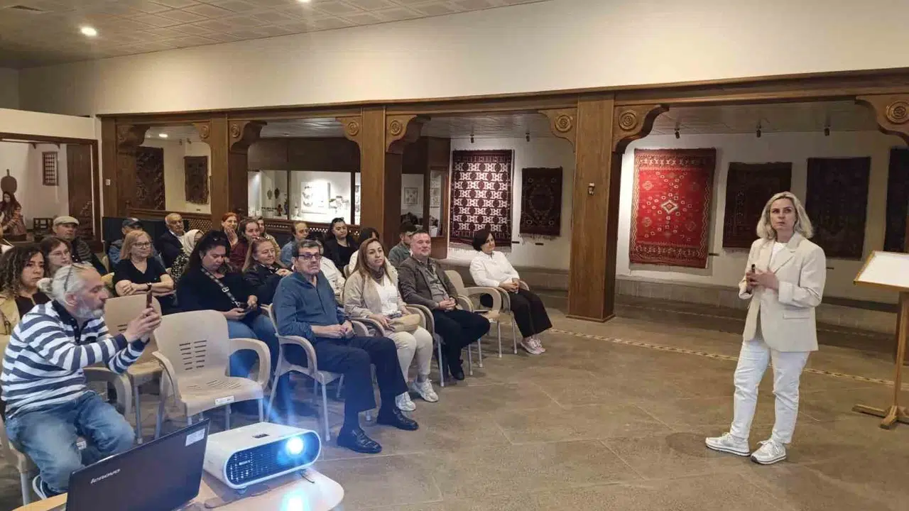 Taşların dili olsa da anlatsa: Bergama’nın binlerce yıllık mimari serüveni gün yüzüne çıktı