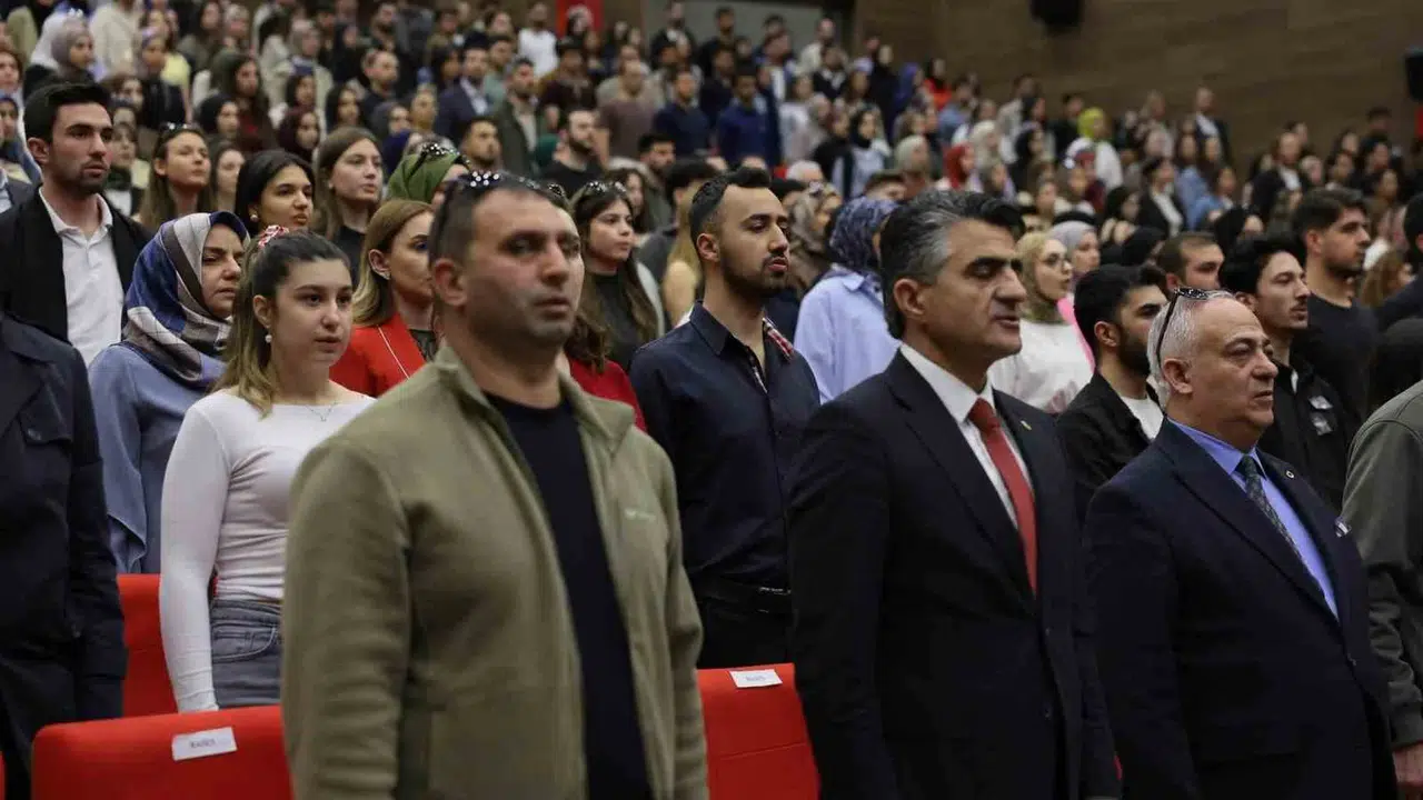 Binali Yıldırım'dan kritik mesaj: Sınır güvenliği kadar iç cepheyi de güçlü tutmalıyız