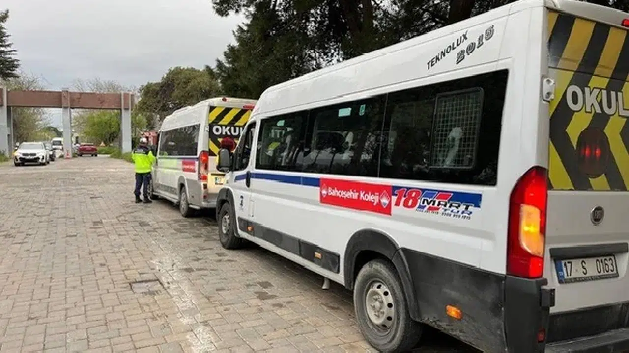Çanakkale yollarında sıkı denetim: Binlerce sürücü mercek altına alındı