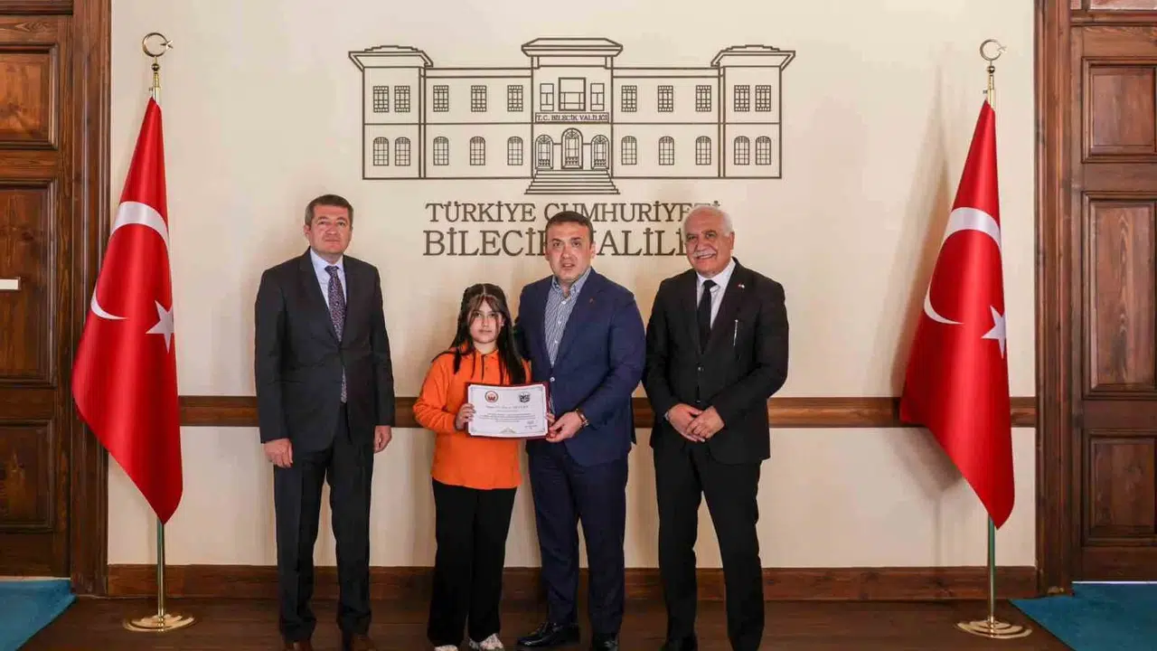 Bilecik'te rekor katılım: Sağlıklı nesillerin mimarları ödüllerine kavuştu