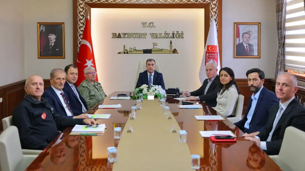 Bayburt’ta alarm zilleri çaldı: Vali Eldivan’dan çığ felaketine karşı kritik talimat