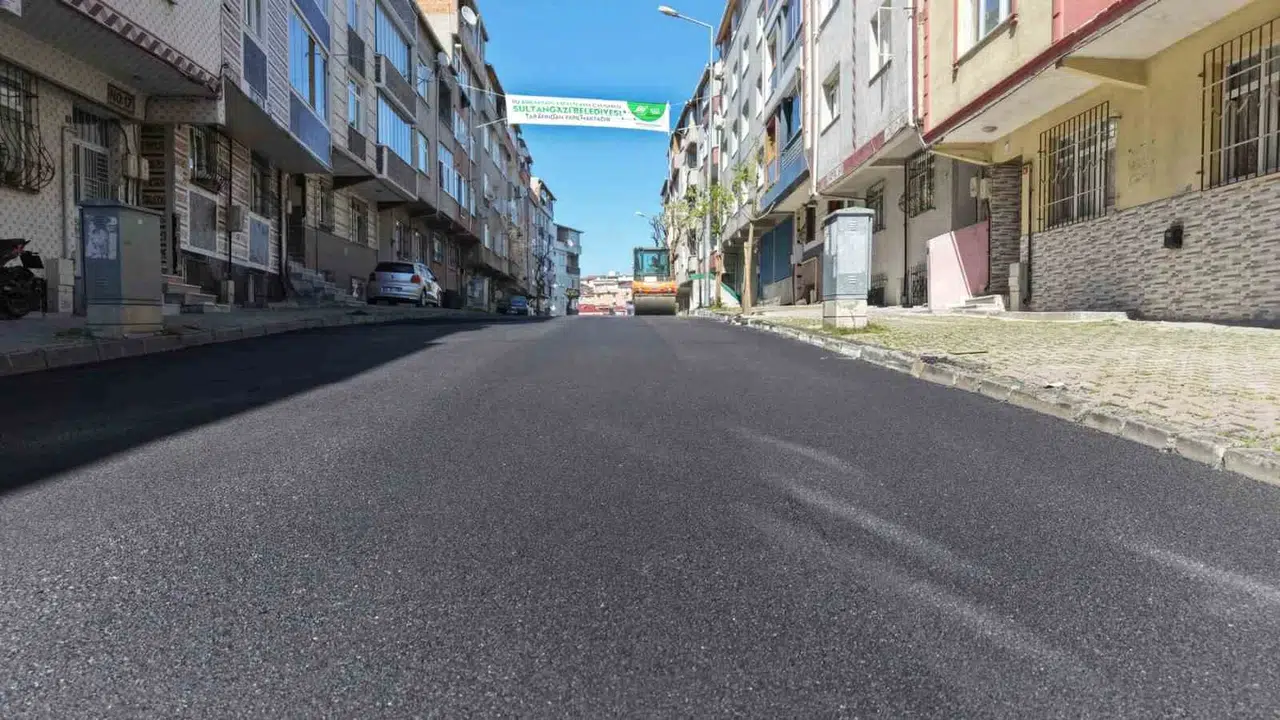 Sultangazi’de yollar yenileniyor: Hedef kesintisiz ve konforlu ulaşım