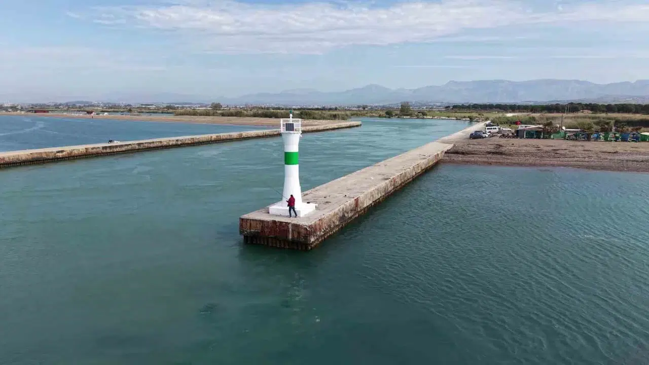Manavgat'ın deniz kapısı yenilendi: Fenerler artık 7/24 göz hapsinde