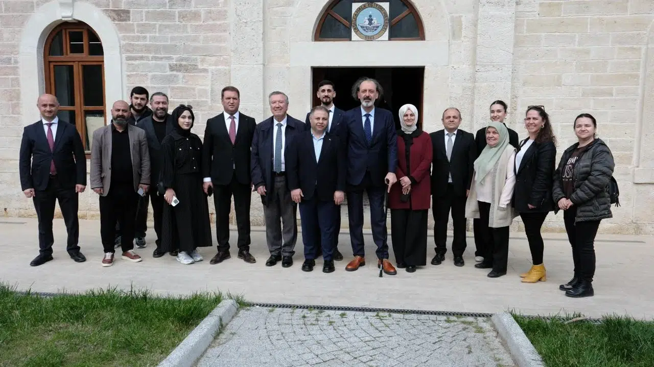 İstanbul'un nabzı cuma günleri sahada atıyor: AK Parti'den dev seferberlik