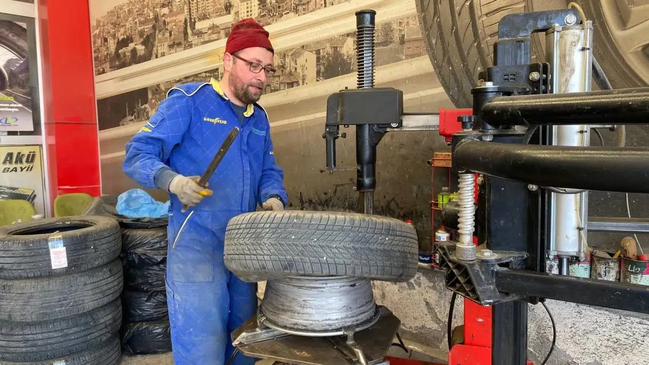 Kış lastiği mesaisi bitti, sanayi sitelerinde yaz yoğunluğu başladı