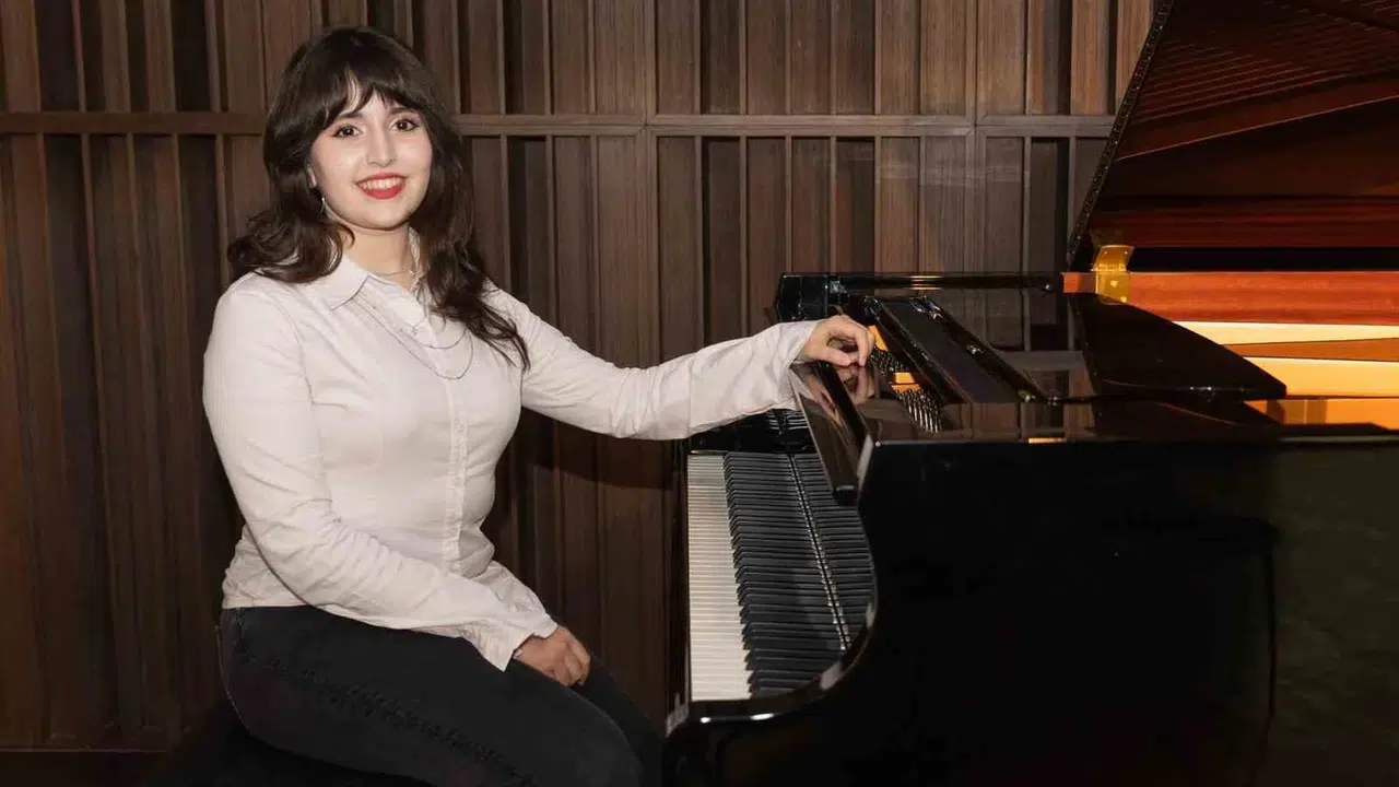 Kazanamazsın dediler, o ise zirveye yerleşti: Genç piyanistin azim dolu hikayesi