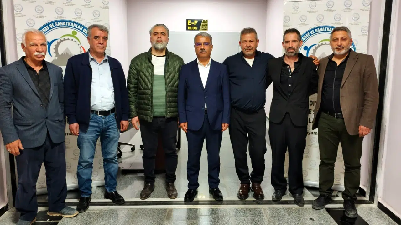 Adıyaman’da esnafın ortak sesi: Ziya Duranay’a tam destek kararı