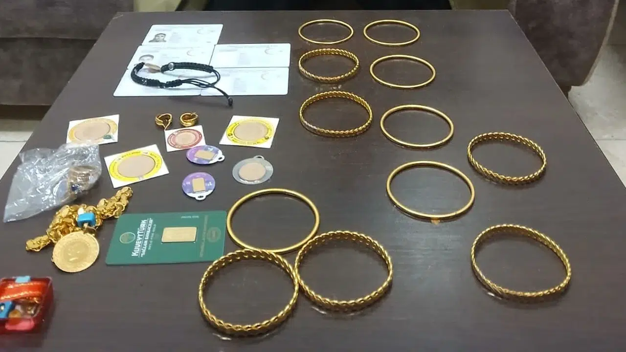 Diyarbakır’da otobüste unutulan servet sahibine ulaştı: İçinden çıkanlar şaşkınlık yarattı