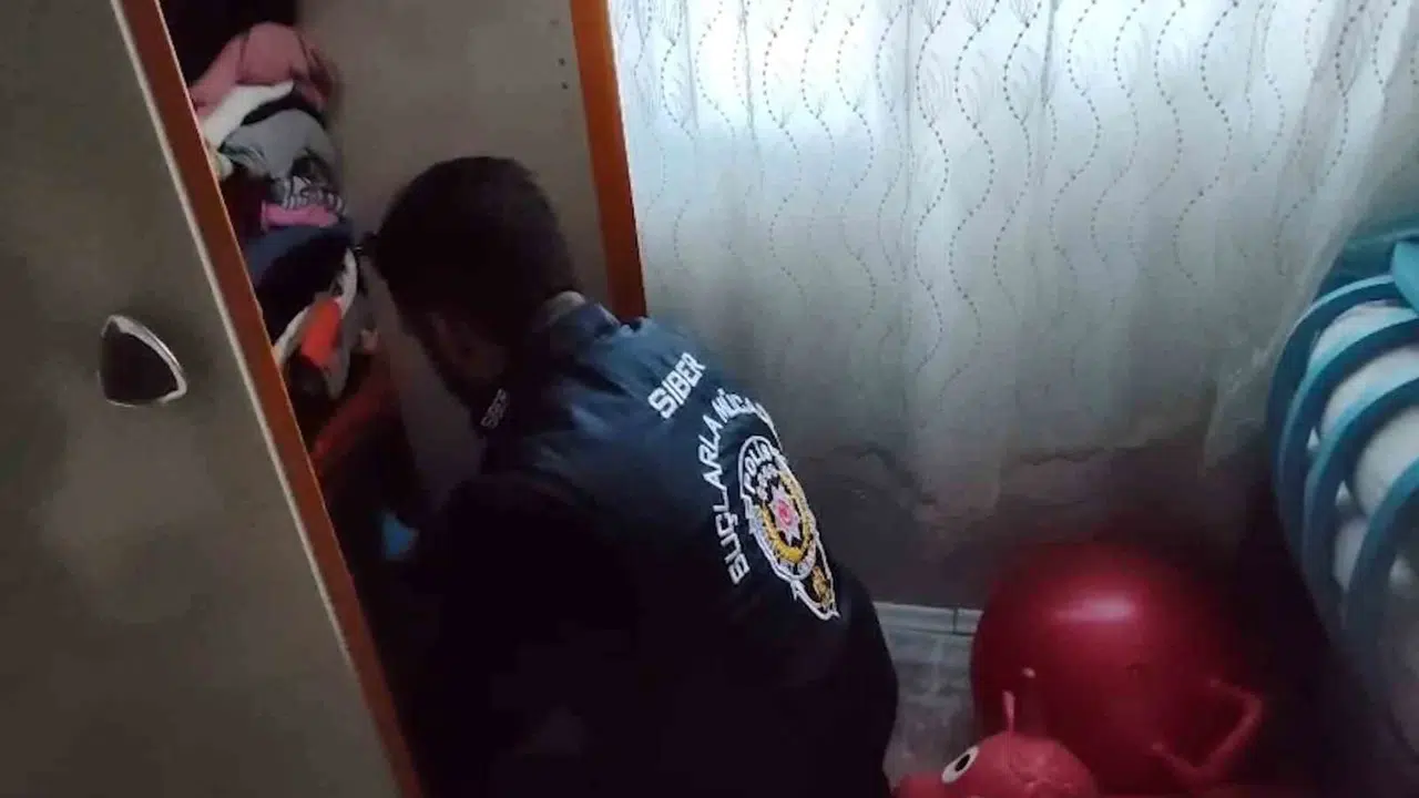 Dijital ağlarda kurulan büyük tuzak: 7 ilde eş zamanlı operasyonla çökertildiler