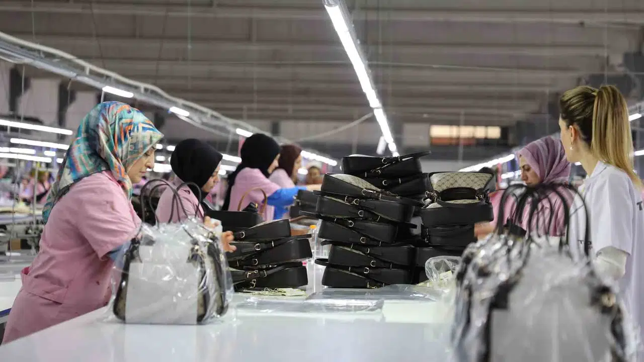 İstanbul'u bıraktı, Elazığ'da devleşti: 800 kadının emeği 26 ülkeye ulaşıyor