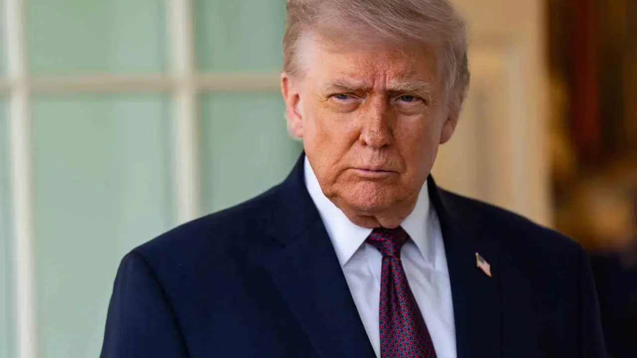 Trump'tan Tahran'a rest: Ablukayı kaldırmayacağım, nükleer silaha geçit yok