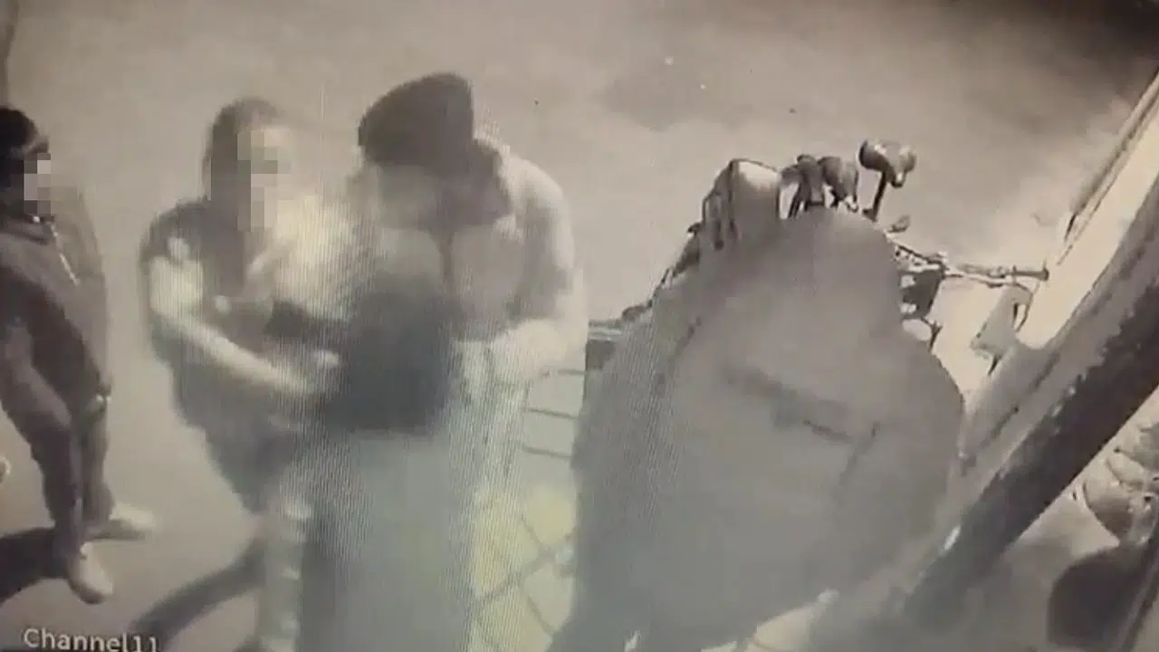 Isparta’da dehşet anları: 16 yaşındaki gence cami önünde meydan dayağı, mahkemeden çıkan karar aileyi yıktı