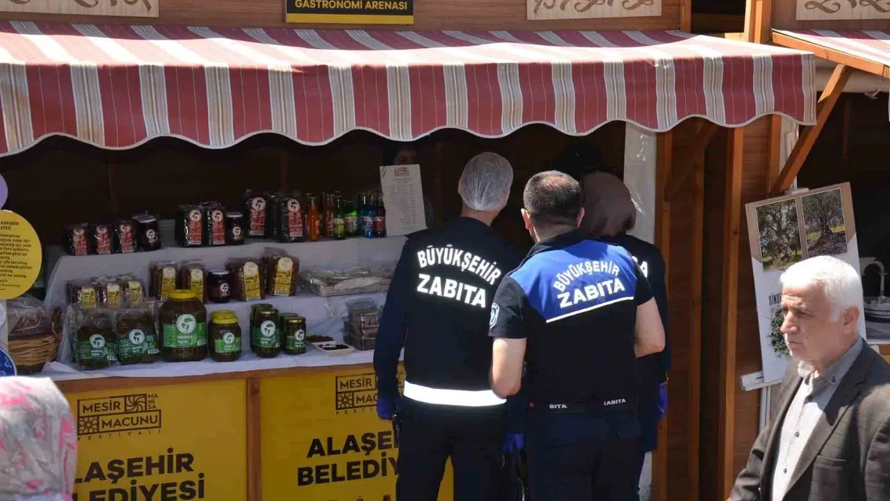 Mesir Festivali’nde lezzet şölenine zabıta gölgesi: Kurallara uymayana geçit yok