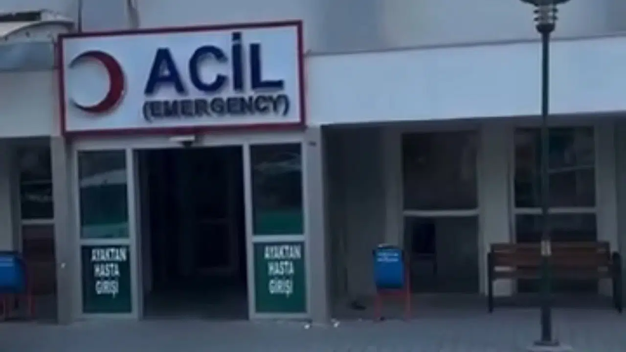 Siirt'te korku dolu anlar: Minibüsün çarptığı 8 yaşındaki çocuk hastanelik oldu