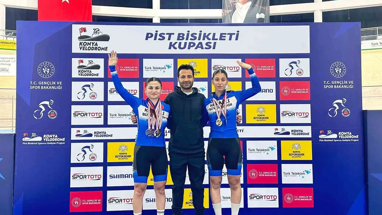 Kağıtspor’da madalya mesaisi: Nisan ayında 471 kez kürsü sevinci yaşandı