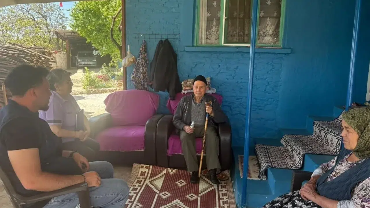 Başkan Zencirci'den sahada aktif mesai: Germencik'te kapısı çalınmadık ev kalmayacak