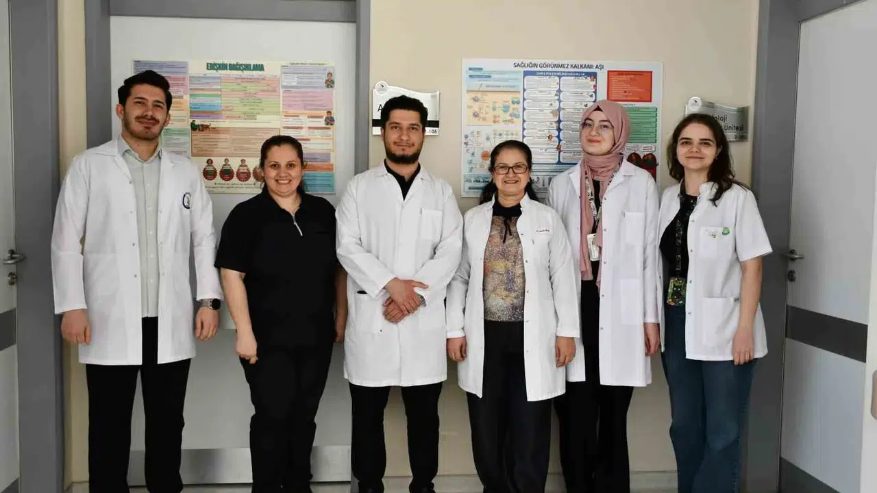 Aşı sadece çocukların değil yetişkinlerin de kalkanı: İhmal edilen dozlar hayati risk taşıyor