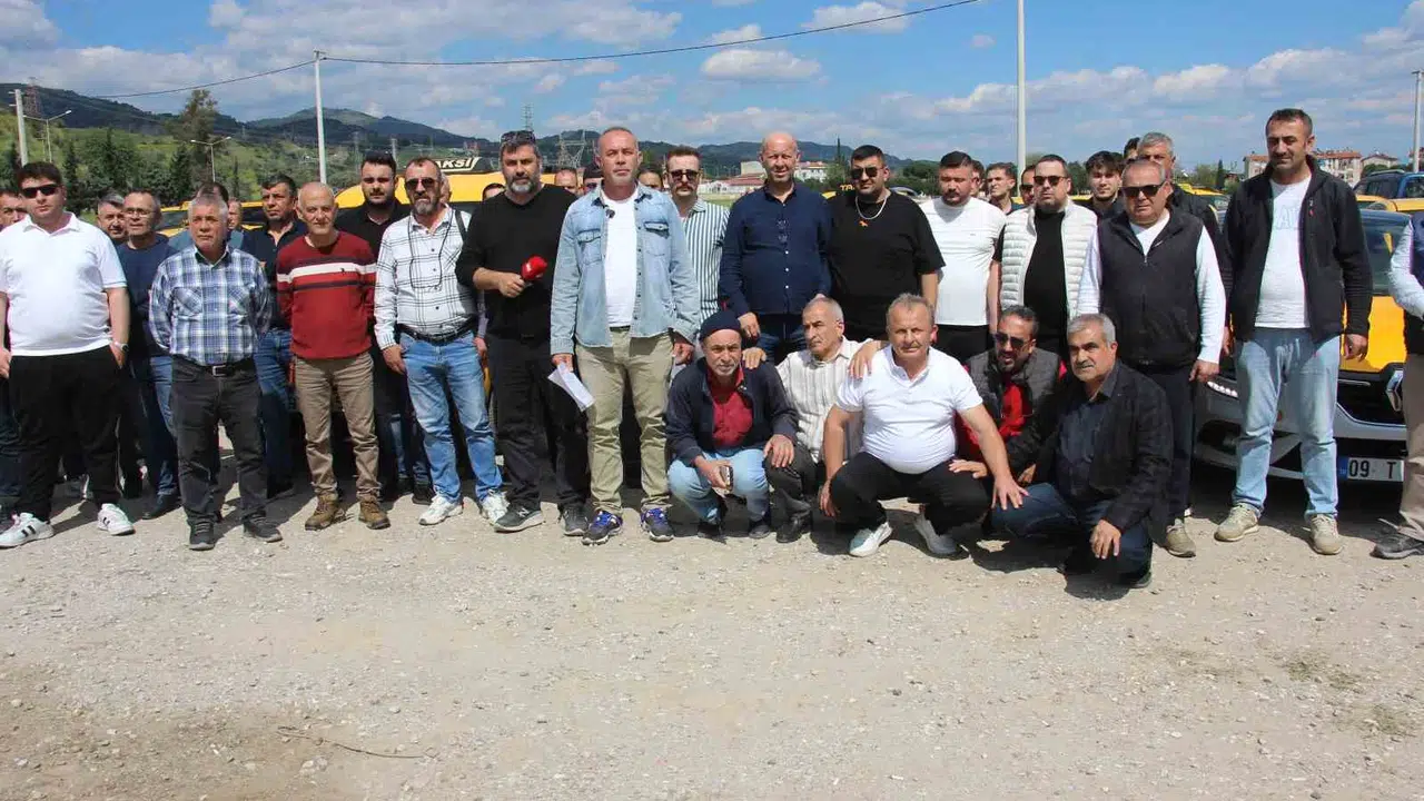 Aydın'da taksicilerin isyanı: Direksiyon başında geçim savaşı veriyorlar
