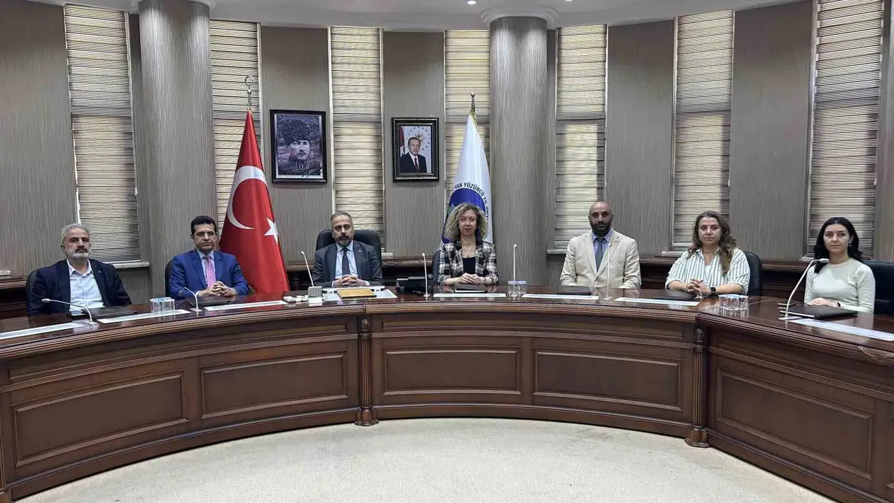 Van’da dev buluşma: Kariyer kapıları 50 bin genç için aralanıyor