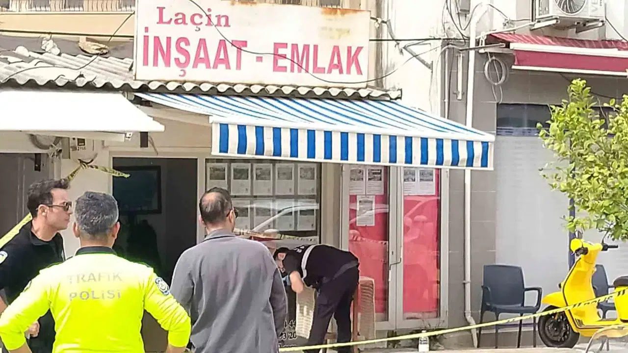 Datça’da silahlı saldırı şoku: AK Partili eski başkana motosikletli saldırganlar ateş açtı