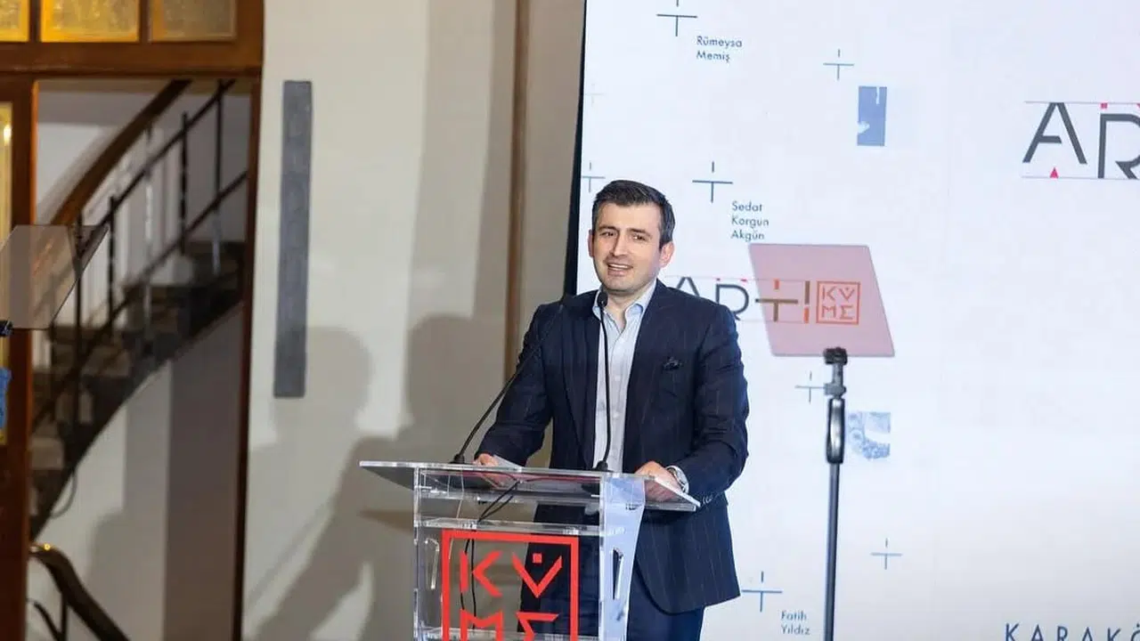 Selçuk Bayraktar: Karaköy Palas artık medeniyetimizin yeni sanat durağı