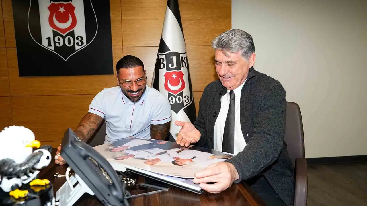 Kartal’ın efsanesi yuvaya döndü: Quaresma’dan Tüpraş Stadyumu’na sürpriz ziyaret