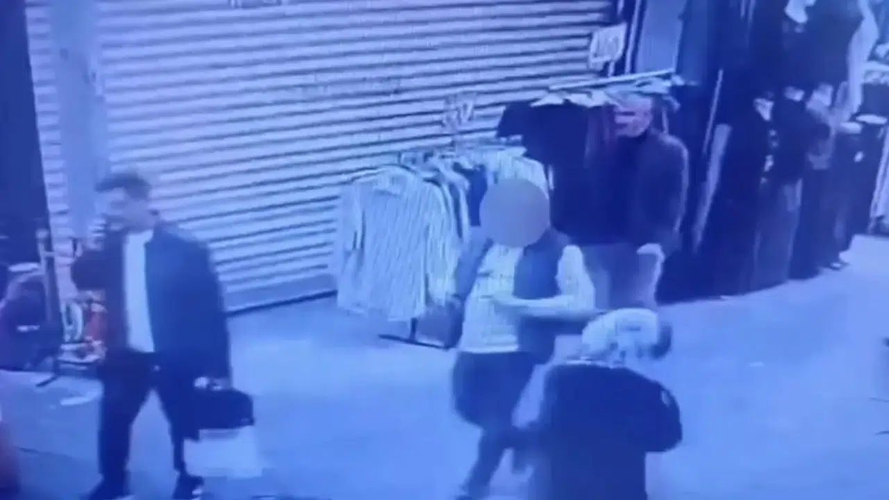 Savcı yalanıyla kapıya dayandı: 2 milyonluk serveti bir poşete sığdırıp kaçtı