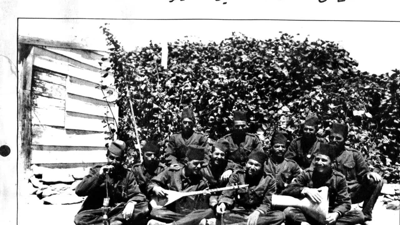 Çanakkale’de süngülerin gölgesinde psikolojik harp: İngilizlerin  Düşmanınız biz değiliz  broşürleri