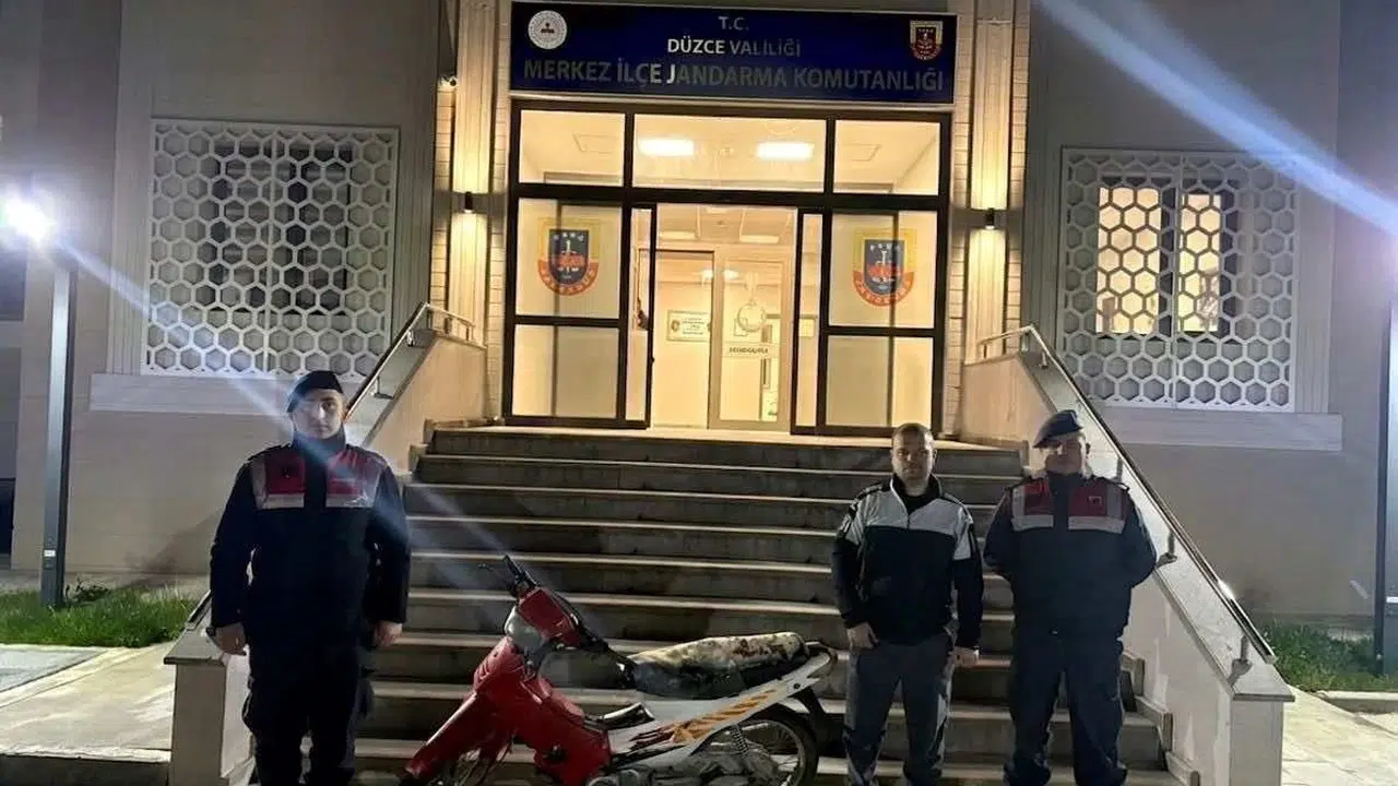 3 yıl önce çalınan motosikletine jandarma sayesinde kavuştu: Umudunu kestiği anlarda gelen müjdeli haber