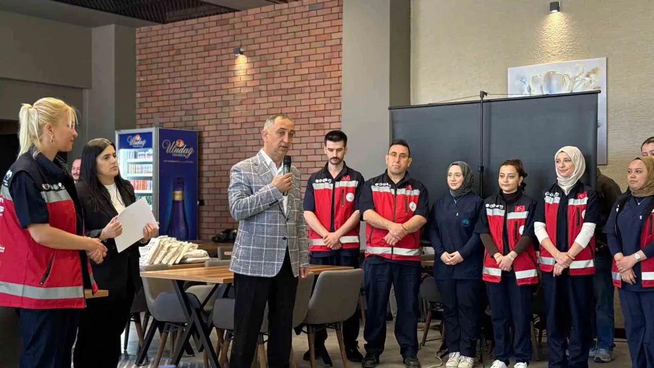 Karabük'te kimse yalnız kalmayacak: Belediyeden yaşlılara dev şefkat eli