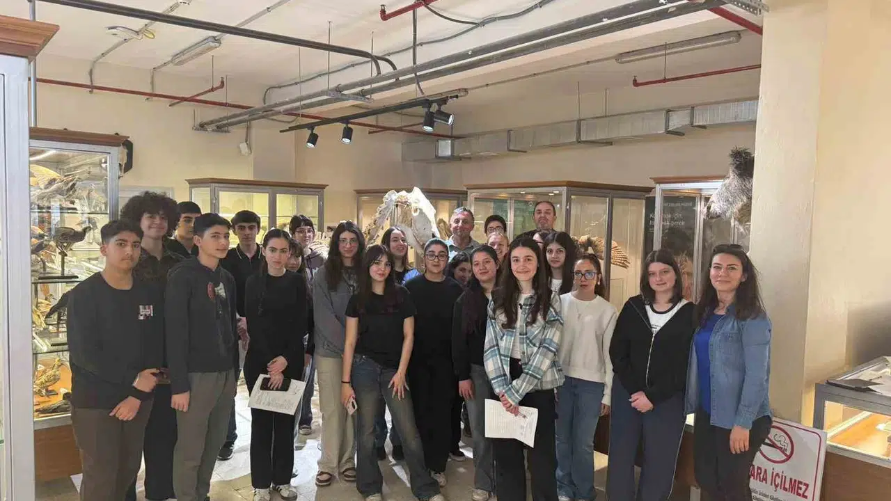 Geleceğin bilim insanları ESOGÜ’de buluştu: Zooloji Müzesi’nde uygulamalı eğitim