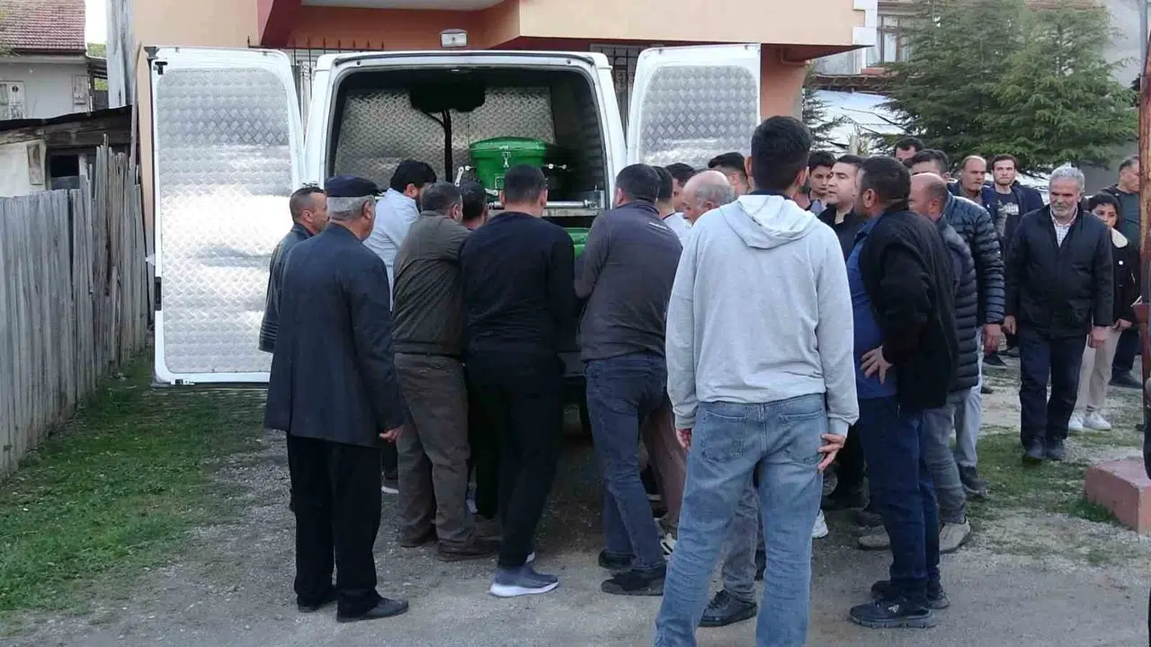 Malatya'da acı haber: Yatağından çıkmayınca ailesi odaya girdi, cansız bedeniyle karşılaştı