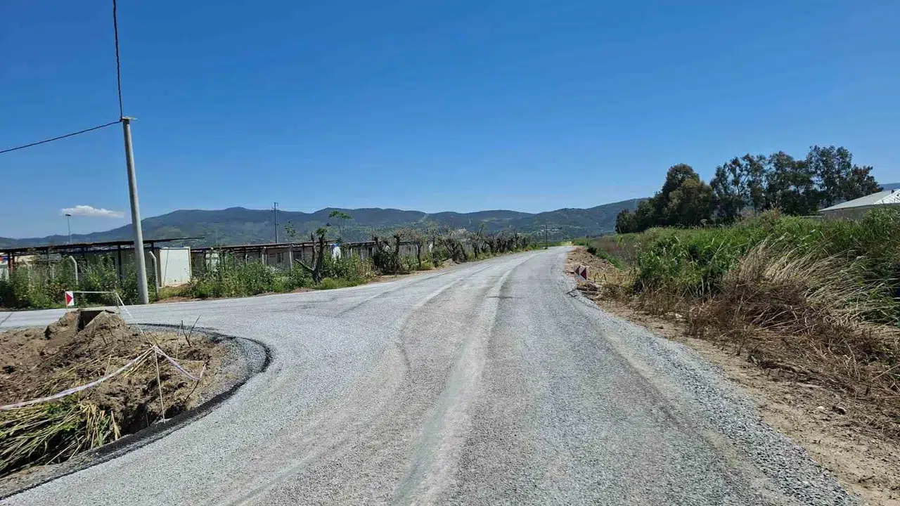 Efeler'de ulaşım artık daha konforlu: Çeştepe'nin çehresi değişti