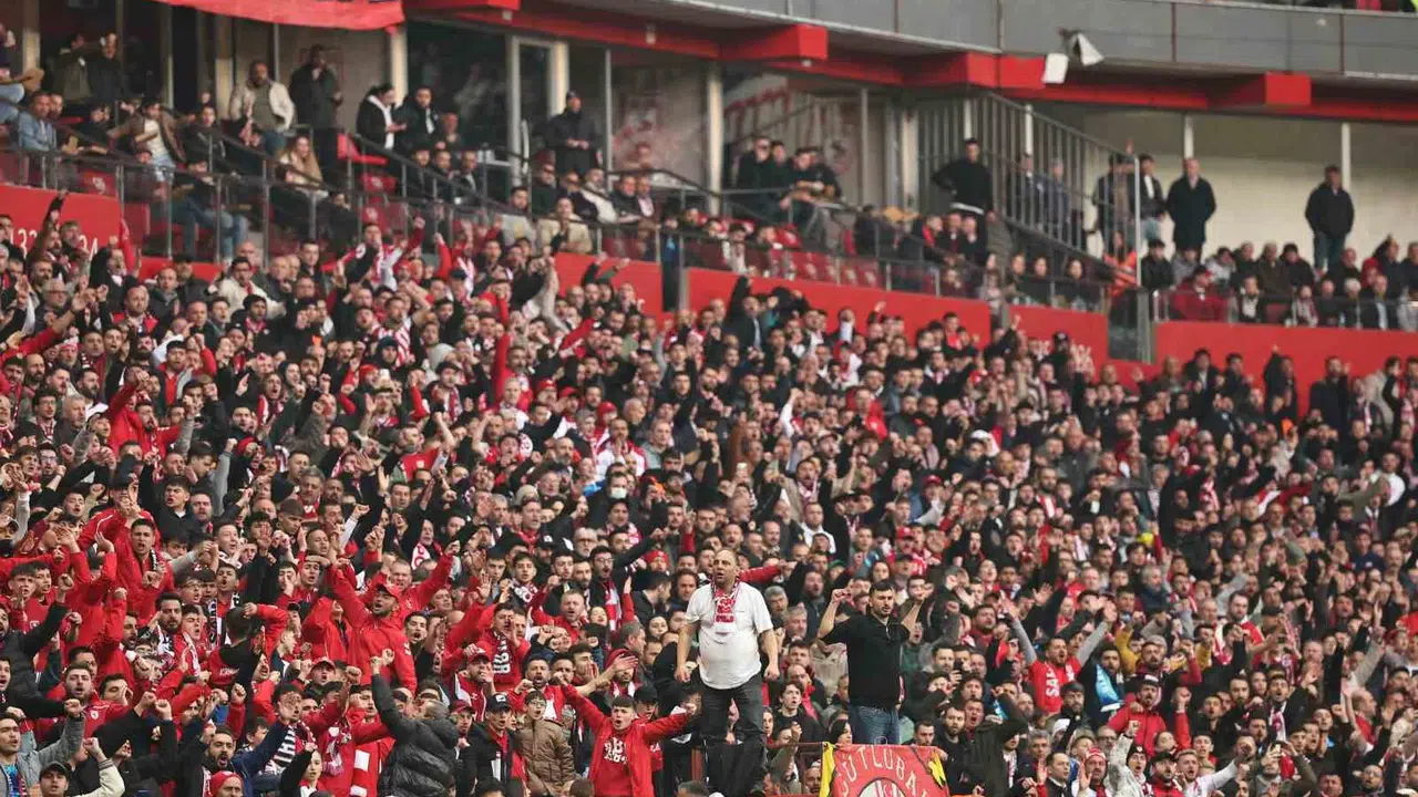 Samsunspor taraftarından PFDK’ya sert çıkış: Bu bir yıldırma operasyonu