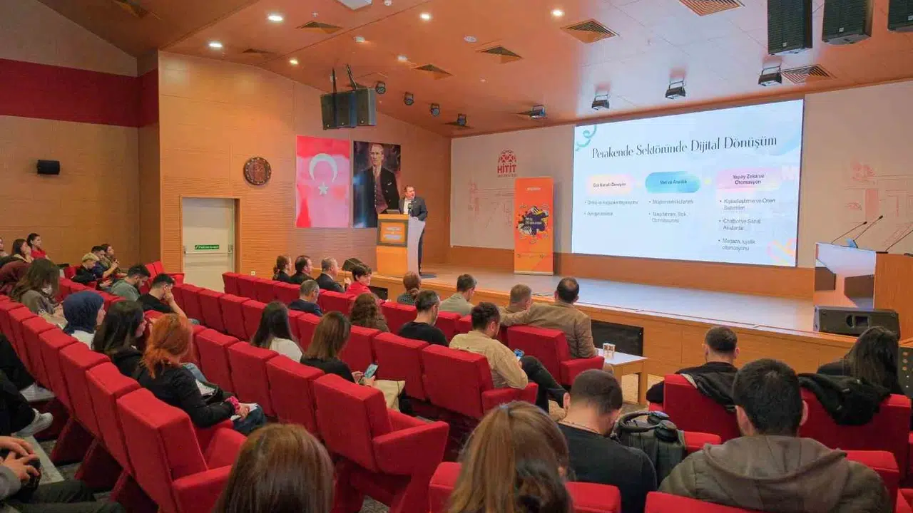 Genç beyinler bilim için buluştu: 53 üniversiteden 315 yazar Hitit'te sahne aldı