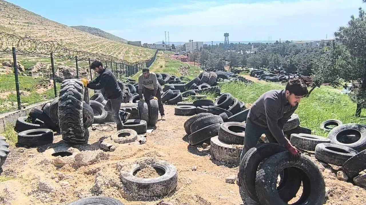 Mardin'de atık lastikler çöp olmaktan kurtuldu: 100 tonluk dev dönüşüm