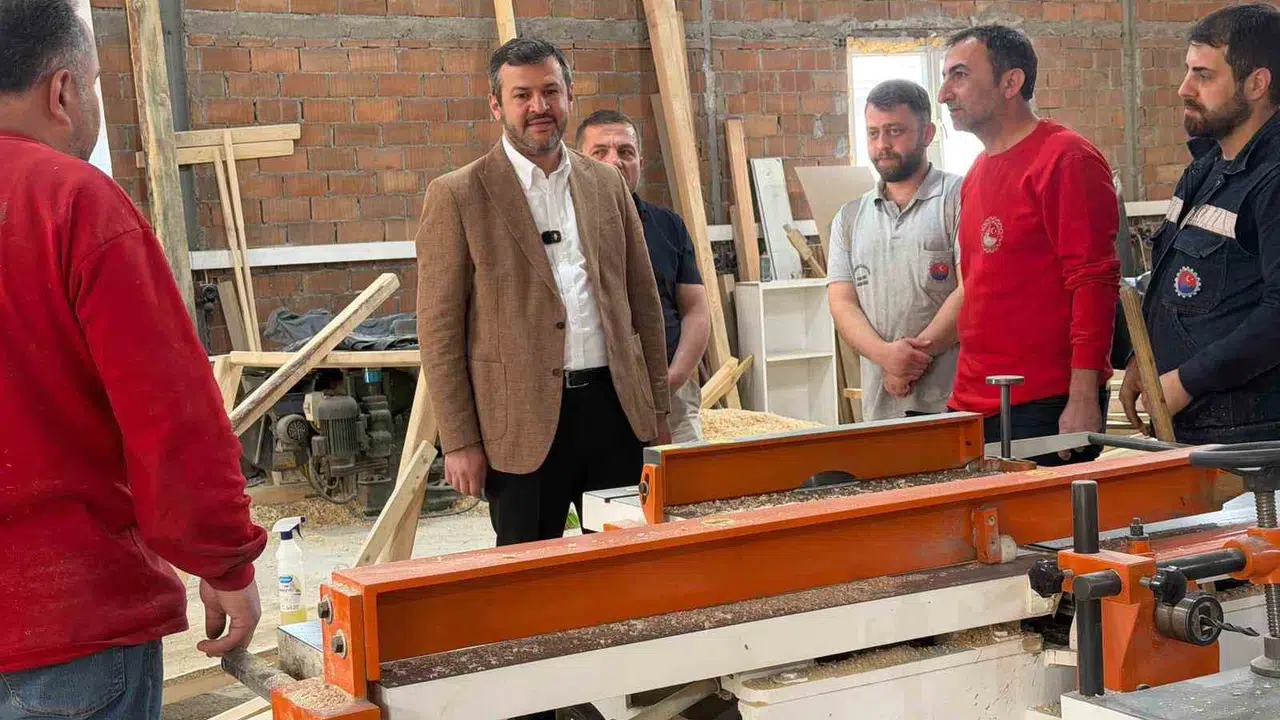 Karabük’te yerel yönetimden büyük hamle: Marangozhane artık bir fabrika gibi çalışıyor