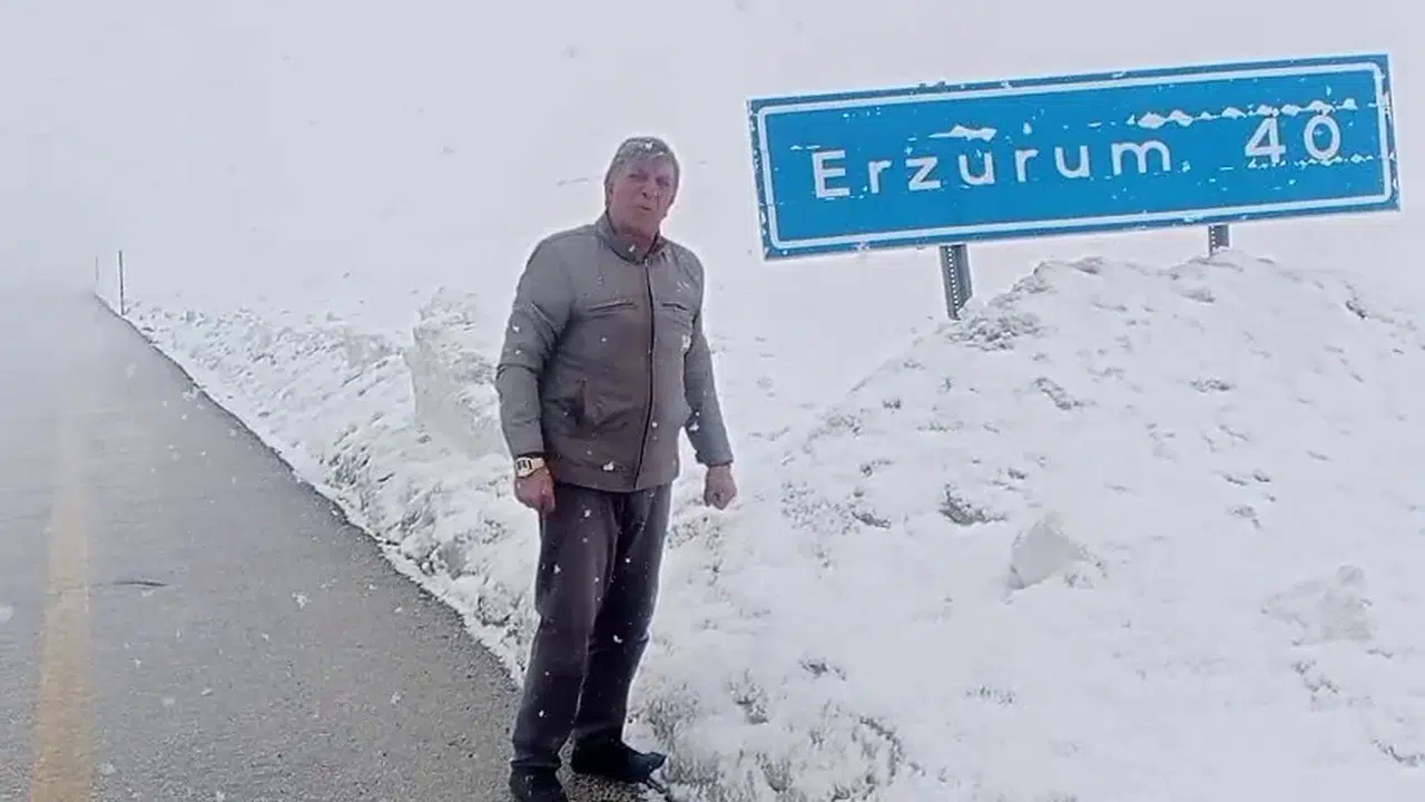 Takvimler baharı gösterse de Palandöken’de kış bitmiyor: 8 metrelik kar duvarları arasında yaşam mücadelesi