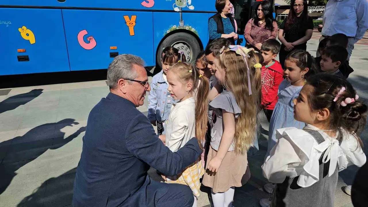 Atıl otobüsten çocukların hayal dünyasına: Nazilli’nin ödüllü projesi yollara düşüyor