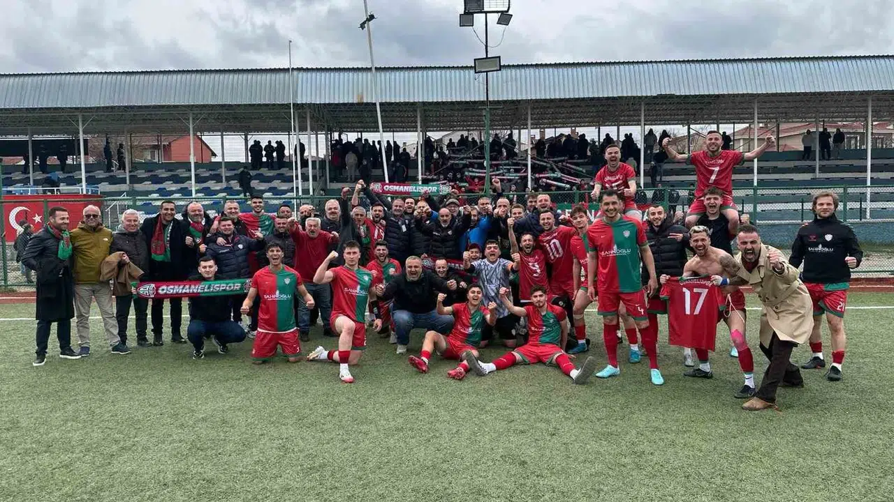 Osmaneli’de derbi heyecanı: Finalin adı kardeşlik oldu