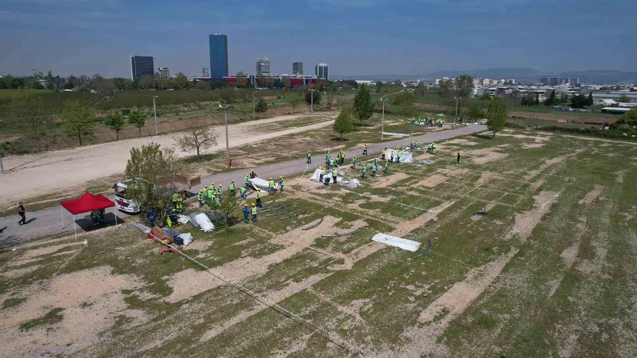 Yıldırım'dan Türkiye'ye örnek hamle: Afet yönetiminde zirveye yerleştiler