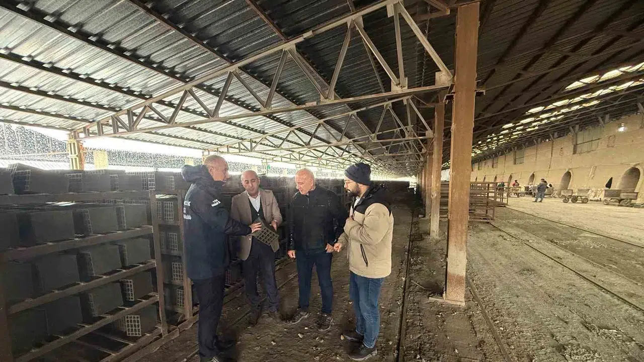 Bayburt'ta yapı güvenliği mercek altında: Tuğla fabrikasına sıkı denetim