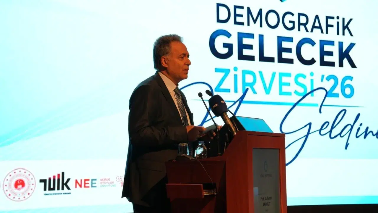Nüfus alarm veriyor: Uzmanlar doğurganlık düşüşünü milli güvenlik sorunu ilan etti